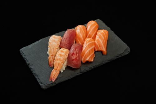 Nigiri Mix (8 pcs)